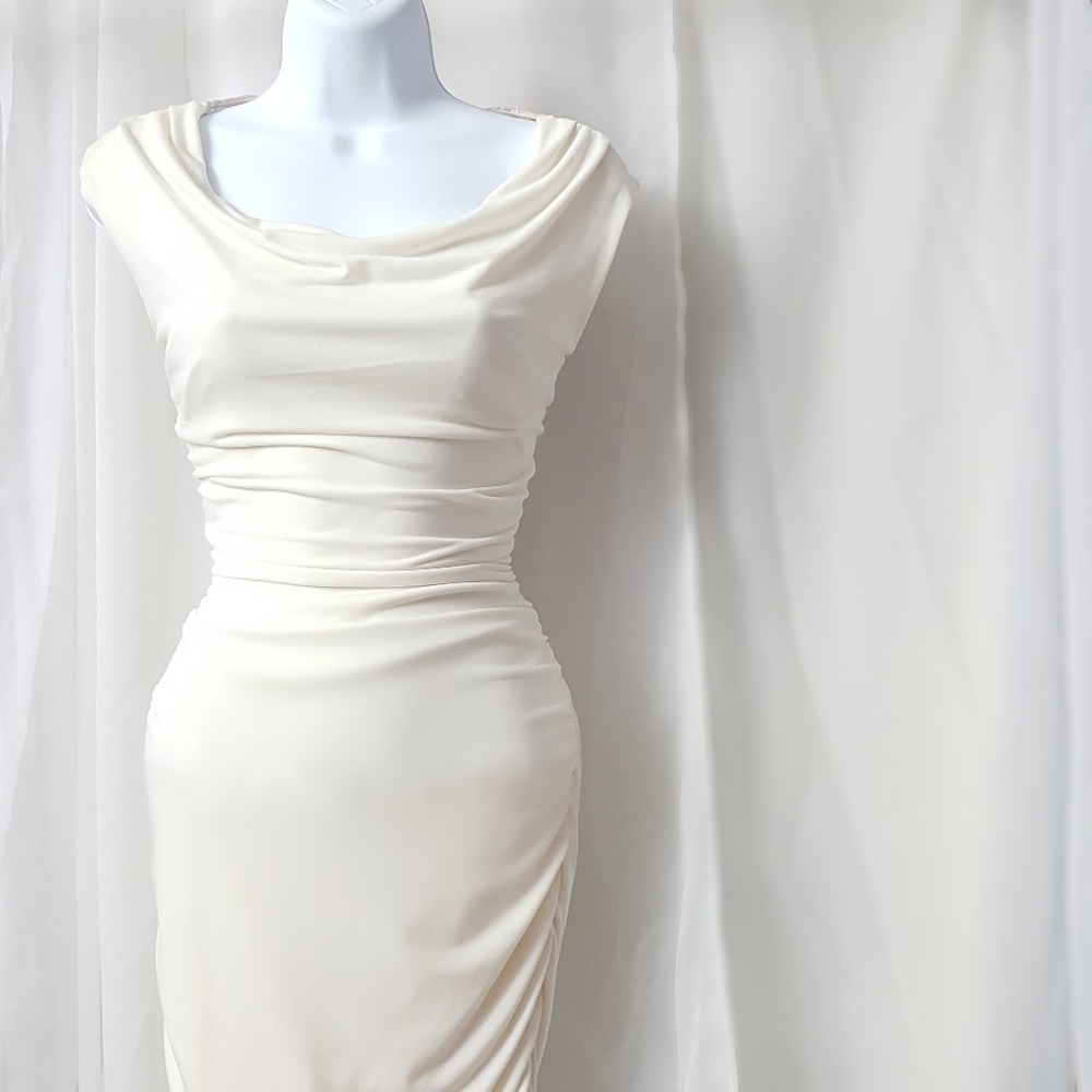 Ivory Spring/Summer Rouched Pencil Cocktail Dress - Picture 2 of 9